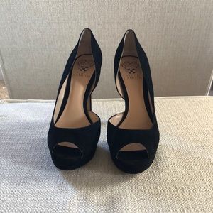 Sexy black suede heel